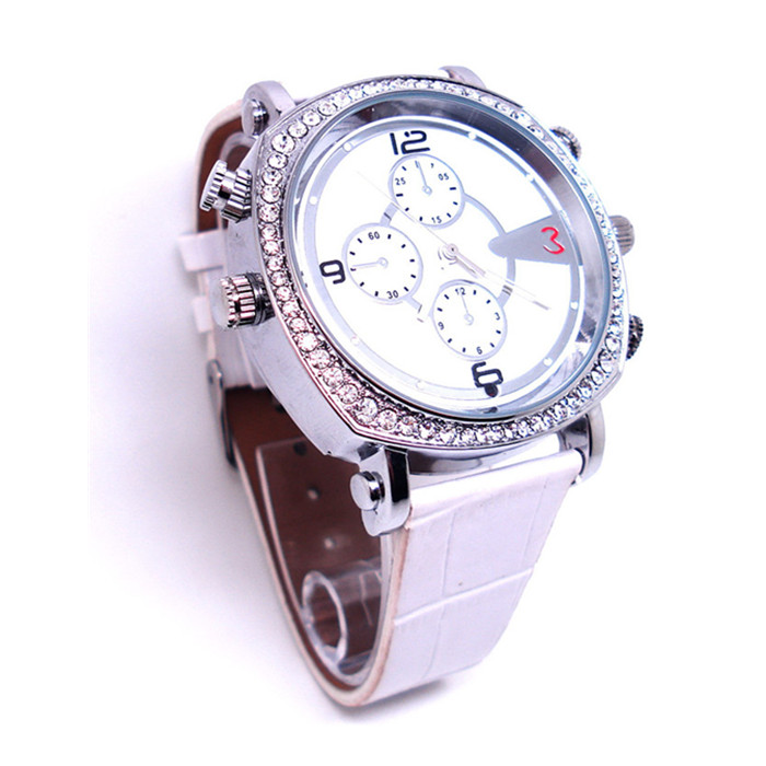 Y300 8G/16G/32G HD 720P H.264 Spy Camera Women /Lady Wrist Watch